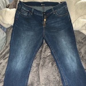 Bootcut jeans -Brand New